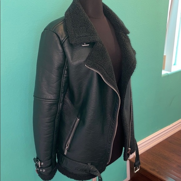 Forever 21 Green Faux Leather Biker Jacket - Picture 4 of 8